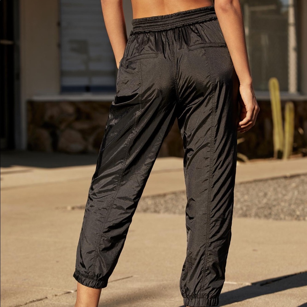 Free people pants BLACK COLOR NWT SZ M